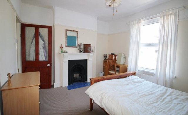  Image of 2 bedroom Detached house to rent in Craigmore Avenue Plymouth PL2 at Stoke Plymouth Devonport, PL2 1HX