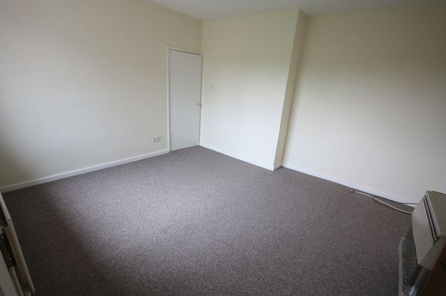  Image of 2 bedroom Flat to rent in Crane Field Lichfield WS13 at Crane Field  Lichfield, WS13 7HP