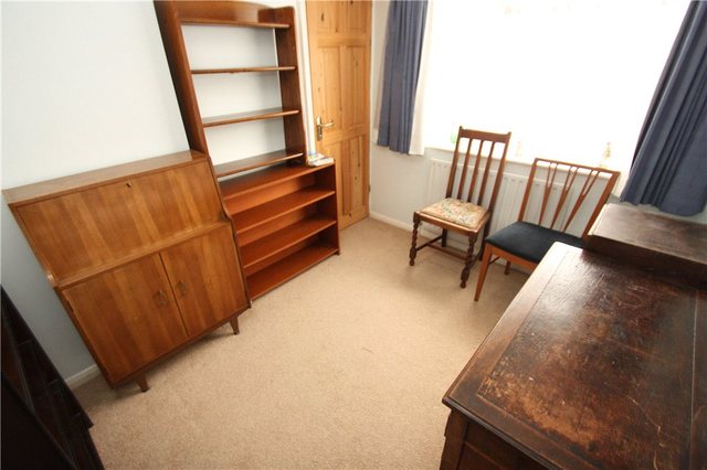  Image of 2 bedroom Maisonette for sale in Cranley Place Queens Road Knaphill Woking GU21 at Queens Road Knaphill Knaphill, GU21 2HJ