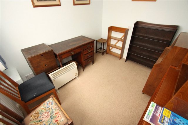  Image of 2 bedroom Maisonette for sale in Cranley Place Queens Road Knaphill Woking GU21 at Queens Road Knaphill Knaphill, GU21 2HJ