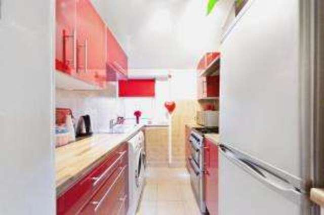  Image of 2 bedroom Flat for sale in Crofthill Road Glasgow G44 at Glasgow Lanarkshire Castlemilk, G44 5QJ