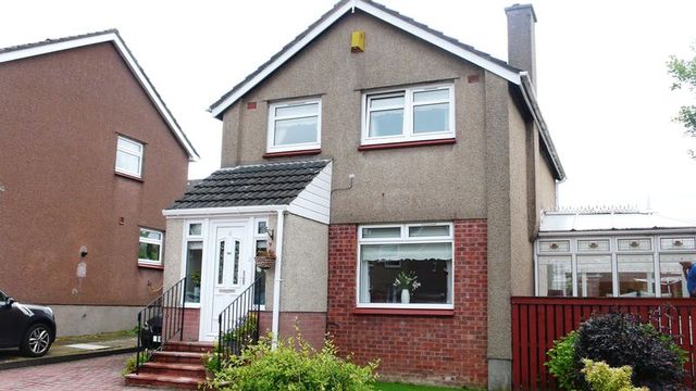  Image of 4 bedroom Detached house for sale in Cromarty Road Airdrie ML6 at Cromarty Road Cairnhill Airdrie, ML6 9RN