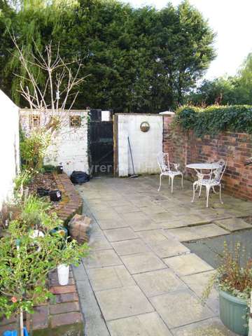  Image of 2 bedroom Terraced house to rent in Crow Lane East Newton-Le-Willows WA12 at Crow Lane East Earlestown Newton Le Willows, WA12 9UB