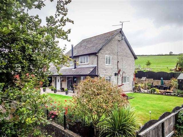  Image of 4 bedroom Detached house for sale in Crown Lane Yorkley Lydney GL15 at Crown Lane  Yorkley, GL15 4TP