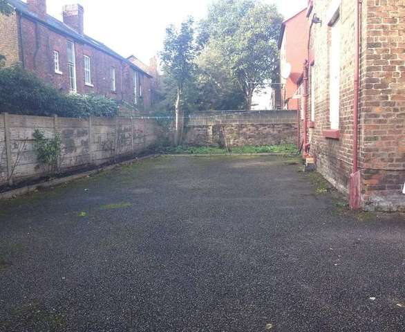  Image of 1 bedroom Flat to rent in Croxteth Grove Toxteth Liverpool L8 at Liverpool Merseyside, L8 0RX