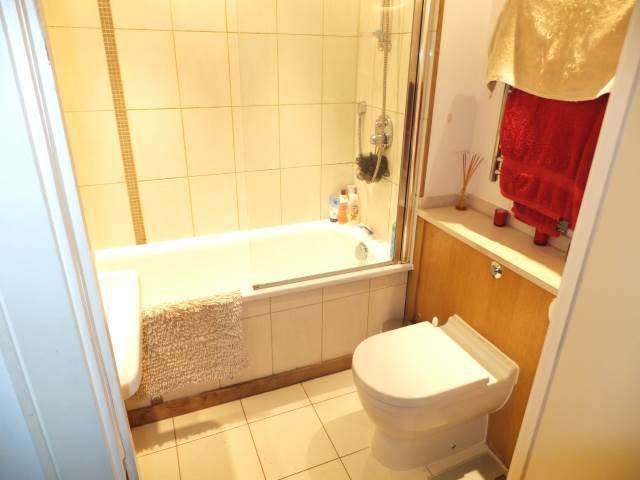  Image of 2 bedroom Flat to rent in Culverden Down Tunbridge Wells TN4 at Tunbridge Wells Kent High Brooms, TN4 9SB