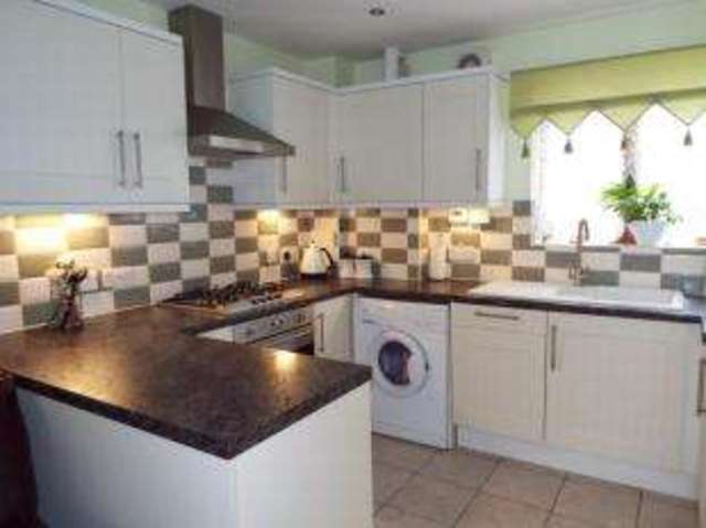  Image of 1 bedroom Bungalow for sale in Ron Todd Close Dagenham RM10 at Dagenham  Dagenham, RM10 9PN