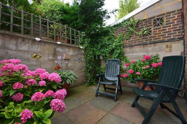  Image of 3 bedroom Semi-Detached house for sale in Dartmouth Crescent Brighton BN2 at Brighton East Sussex Brighton, BN2 4HY