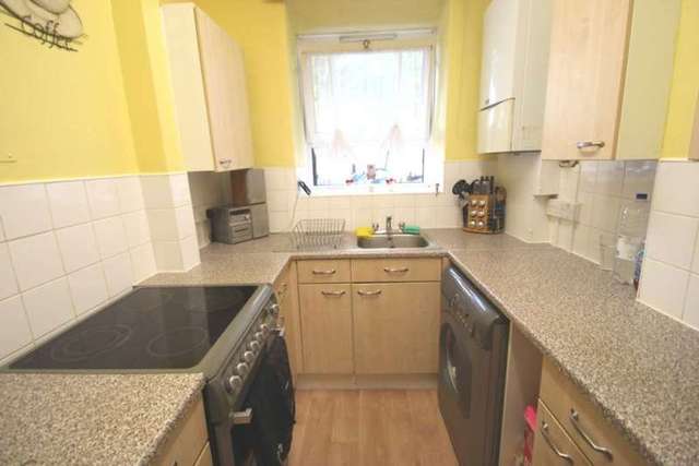  Image of 2 bedroom Flat to rent in Orb Street London SE17 at Orbe Street Elephant & Castle London, SE17 1RD