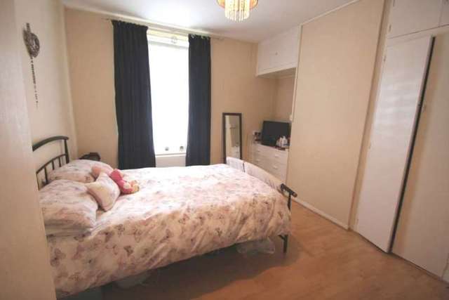  Image of 2 bedroom Flat to rent in Orb Street London SE17 at Orbe Street Elephant & Castle London, SE17 1RD