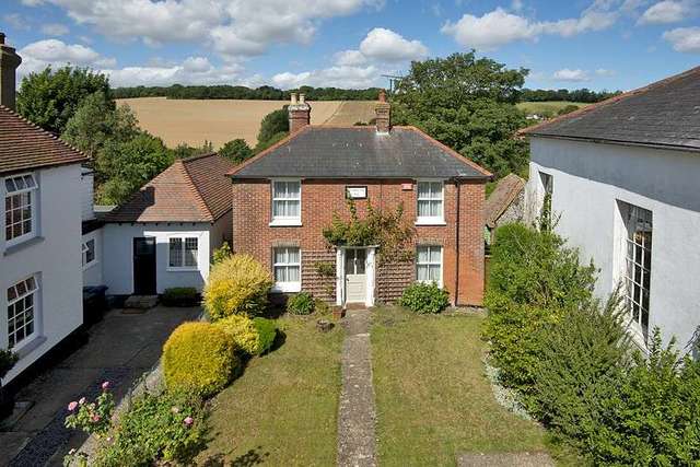  Image of 3 bedroom Detached house for sale in Derringstone Hill Barham Canterbury CT4 at Derringstone Hill  Barham, CT4 6QD