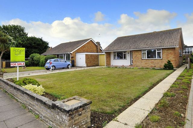  Image of 2 bedroom Bungalow for sale in Derwent Drive Goring-by-Sea Worthing BN12 at Derwent Drive  Goring-By-Sea, BN12 6LA