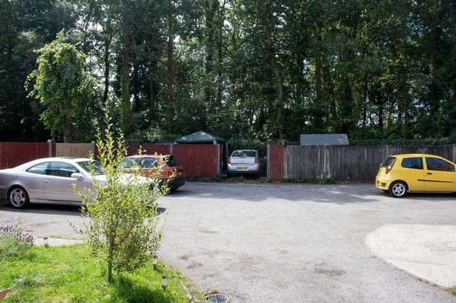  Image of 1 bedroom Flat to rent in Cygnus Gardens Dibden Southampton SO45 at Cygnus Gardens Dibden Southampton, SO45 5UH