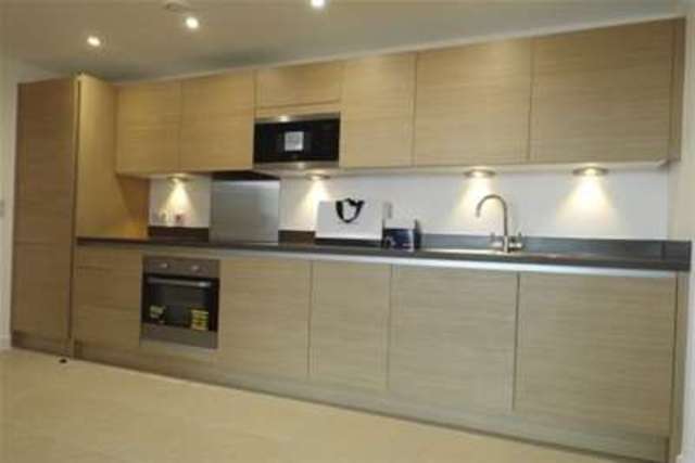  Image of 2 bedroom Flat to rent in Ferry Court Cardiff CF11 at Cardiff, CF11 0AW