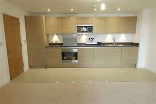  Image of 2 bedroom Flat to rent in Ferry Court Cardiff CF11 at Cardiff, CF11 0AW
