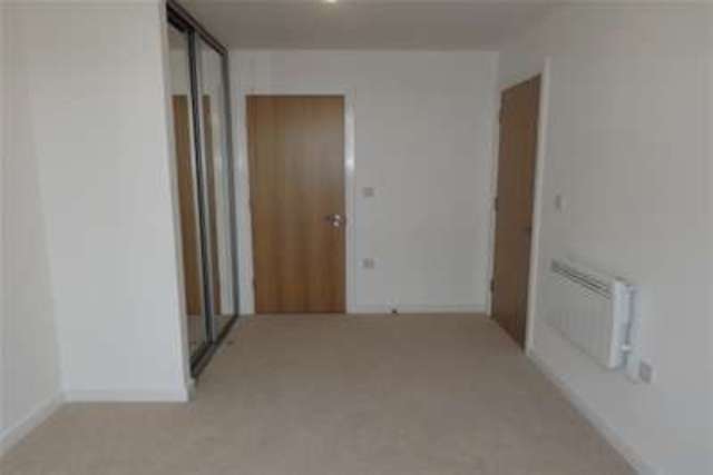  Image of 2 bedroom Flat to rent in Ferry Court Cardiff CF11 at Cardiff, CF11 0AW