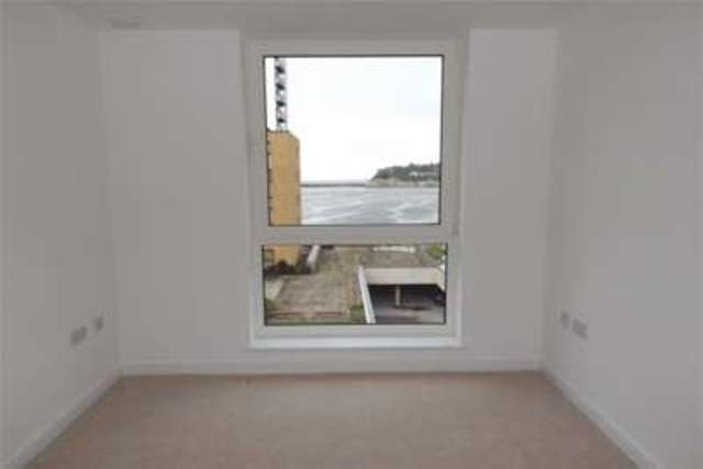  Image of 2 bedroom Flat to rent in Ferry Court Cardiff CF11 at Cardiff, CF11 0AW