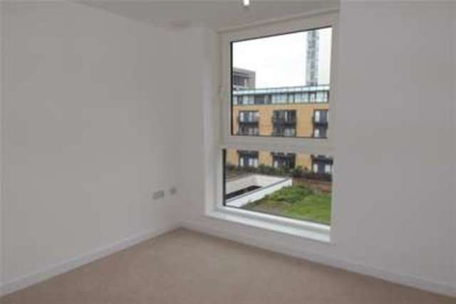  Image of 2 bedroom Flat to rent in Ferry Court Cardiff CF11 at Cardiff, CF11 0AW