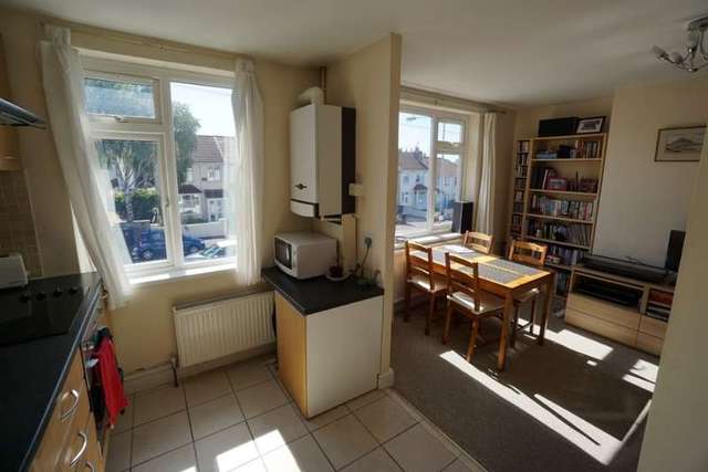  Image of 1 bedroom Flat to rent in Dovercourt Road Horfield Bristol BS7 at Bristol, BS7 9SF
