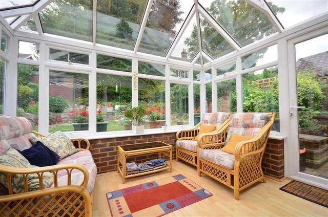  Image of 2 bedroom Bungalow for sale in Downs Road Istead Rise Gravesend DA13 at Istead Rise Kent Gravesend, DA13 9HD