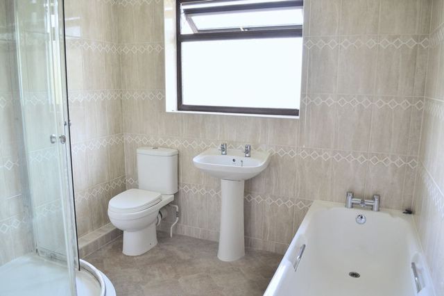  Image of 3 bedroom Detached house to rent in Drayton Street Swadlincote DE11 at Drayton Street  Swadlincote, DE11 8LB