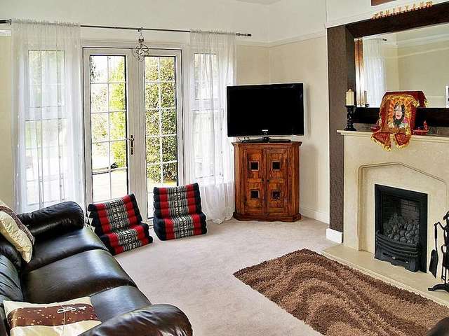  Image of 6 bedroom Property for sale in Station Road Acocks Green Birmingham B27 at Station Road Acocks Green BIRMINGHAM, B27 6DN