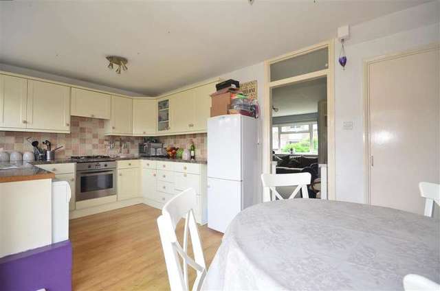  Image of 3 bedroom Semi-Detached house for sale in Durants Walk Wickford SS12 at Wickford Essex Wickford, SS12 9DD