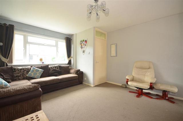  Image of 3 bedroom Semi-Detached house for sale in Durants Walk Wickford SS12 at Wickford Essex Wickford, SS12 9DD