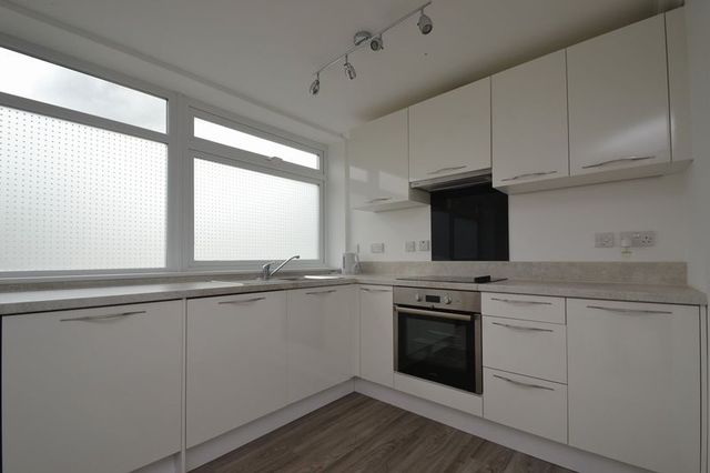  Image of Flat to rent in Earlham Road Norwich NR2 at Earlham Road  Norwich, NR2 3PF