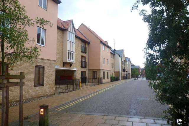  Image of 2 bedroom Flat to rent in Wherry Road Norwich NR1 at Wherry Road  Norwich, NR1 1TS