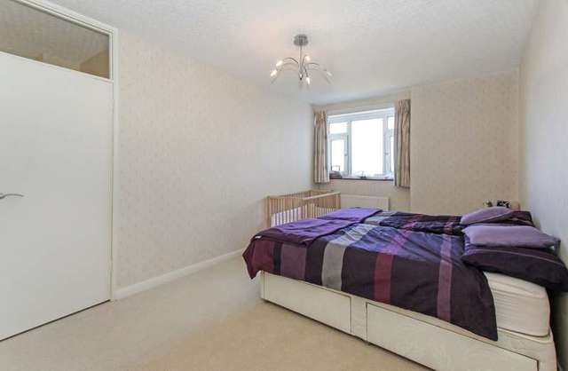  Image of 3 bedroom Flat for sale in Manor Road Bournemouth BH1 at Manor Road East Cliff Bournemouth, BH1 3EJ
