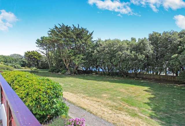  Image of 3 bedroom Flat for sale in Manor Road Bournemouth BH1 at Manor Road East Cliff Bournemouth, BH1 3EJ