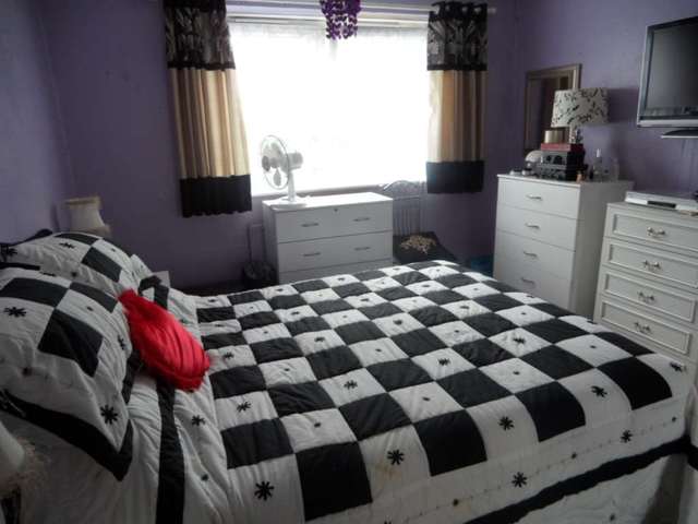  Image of 3 bedroom Semi-Detached house to rent in Eastbourne Road London E6 at Eastbourne Road East Ham London, E6 6AU
