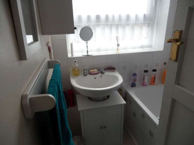  Image of 3 bedroom Semi-Detached house to rent in Eastbourne Road London E6 at Eastbourne Road East Ham London, E6 6AU