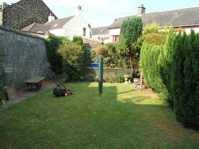  Image of 2 bedroom Terraced house to rent in Edinburgh Road Bathgate EH48 at Bathgate West Lothian West Lothian, EH48 1BA