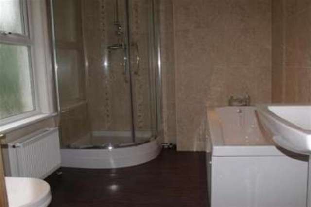  Image of 2 bedroom Flat to rent in Elgin Road Addiscombe Croydon CR0 at Croydon, CR0 6XD