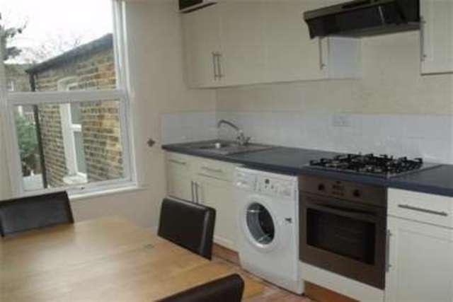 Image of 2 bedroom Flat to rent in Elgin Road Addiscombe Croydon CR0 at Croydon, CR0 6XD