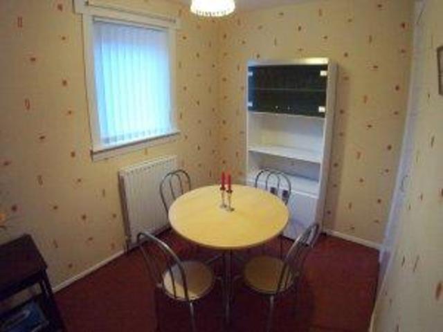  Image of 2 bedroom Flat to rent in Elphinstone Place Govan Glasgow G51 at Govan Glasgow Glasgow, G51 2NG