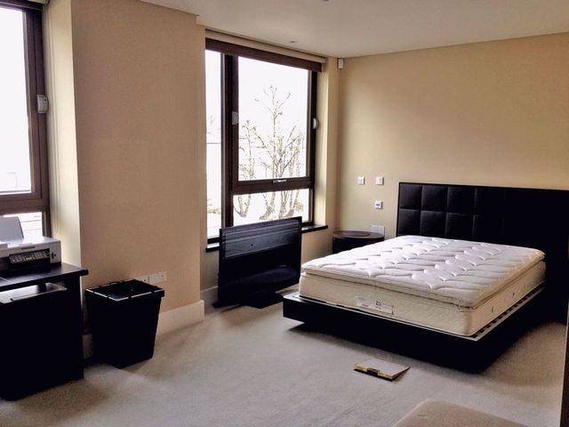  Image of 3 bedroom Flat for sale in Wellington Road London NW8 at Wellington Road  London, NW8 9SX