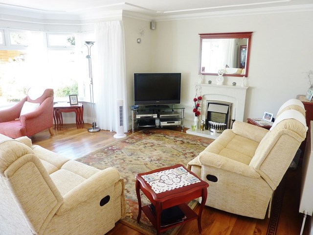  Image of 3 bedroom Property for sale in Eric Road Stubbington Fareham PO14 at Eric Road Stubbington Fareham, PO14 2RP