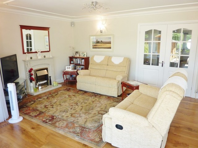  Image of 3 bedroom Property for sale in Eric Road Stubbington Fareham PO14 at Eric Road Stubbington Fareham, PO14 2RP