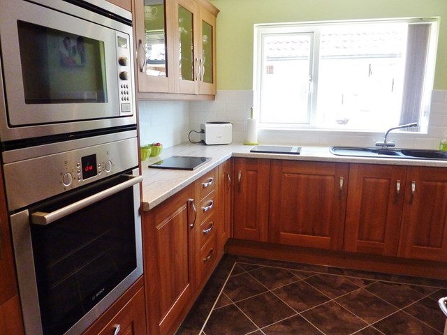  Image of 3 bedroom Property for sale in Eric Road Stubbington Fareham PO14 at Eric Road Stubbington Fareham, PO14 2RP