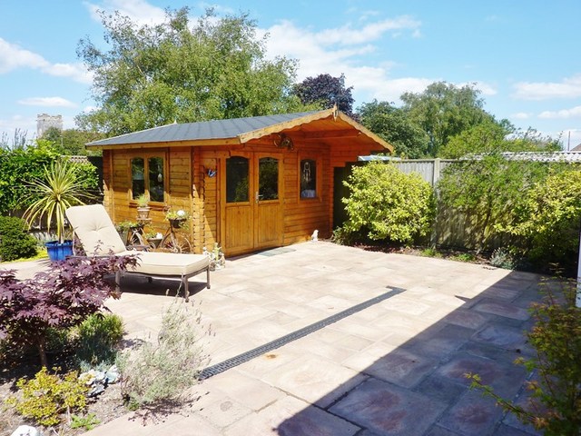  Image of 3 bedroom Property for sale in Eric Road Stubbington Fareham PO14 at Eric Road Stubbington Fareham, PO14 2RP