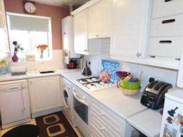  Image of 1 bedroom Flat for sale in Essex Road Romford RM7 at Essex Road Romford Rush Green, RM7 8BY