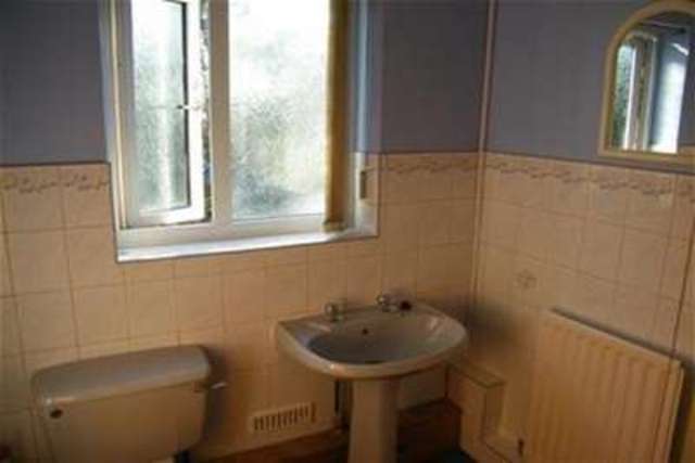  Image of 1 bedroom Flat to rent in Etruria Road Hanley Stoke-on-Trent ST4 at Stoke-on-Trent, ST4 6JW