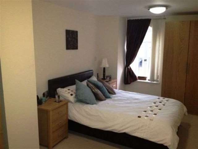  Image of 2 bedroom Flat to rent in Eversholt Street London NW1 at King Cross NW1 London, NW1 1BE