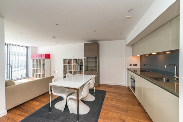  Image of 2 bedroom Flat for sale in St. Pauls Parade Sheffield S1 at 7 St Pauls Square  Sheffield, S1 2JL