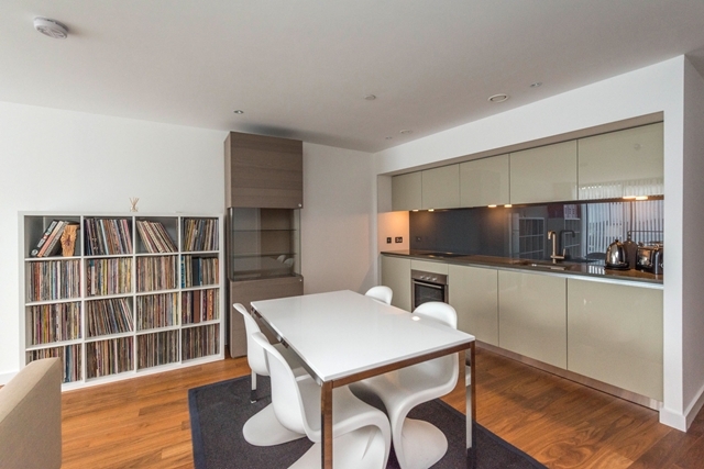  Image of 2 bedroom Flat for sale in St. Pauls Parade Sheffield S1 at 7 St Pauls Square  Sheffield, S1 2JL