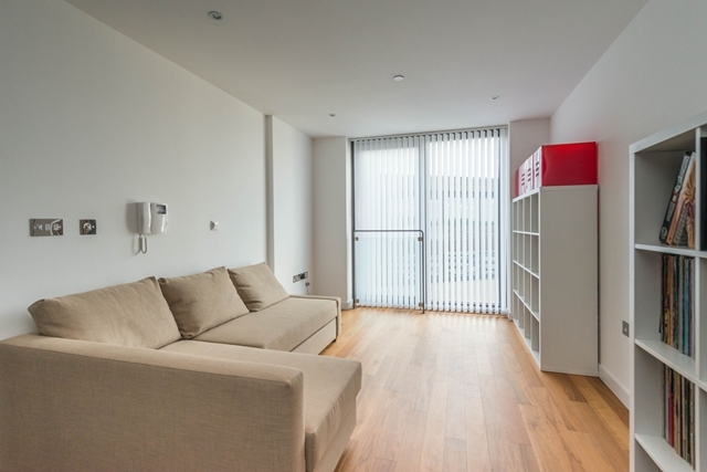  Image of 2 bedroom Flat for sale in St. Pauls Parade Sheffield S1 at 7 St Pauls Square  Sheffield, S1 2JL