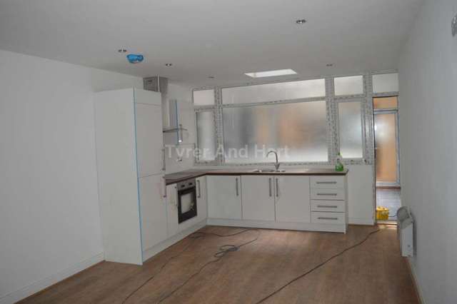  Image of 1 bedroom Flat to rent in Exchange Street East Liverpool L2 at Exchange St East  Liverpool, L2 3PH